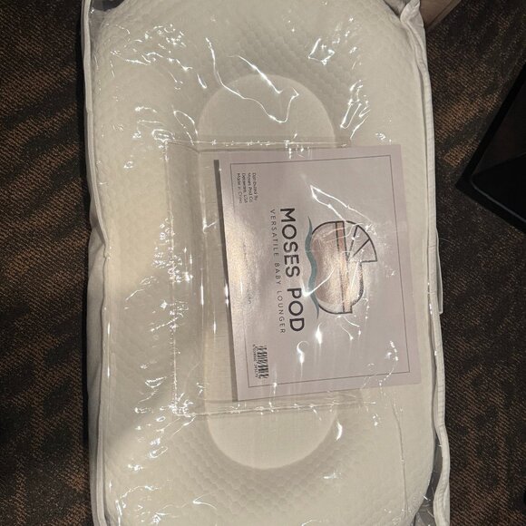 Moses Pod for Bassinet - Picture 1 of 2